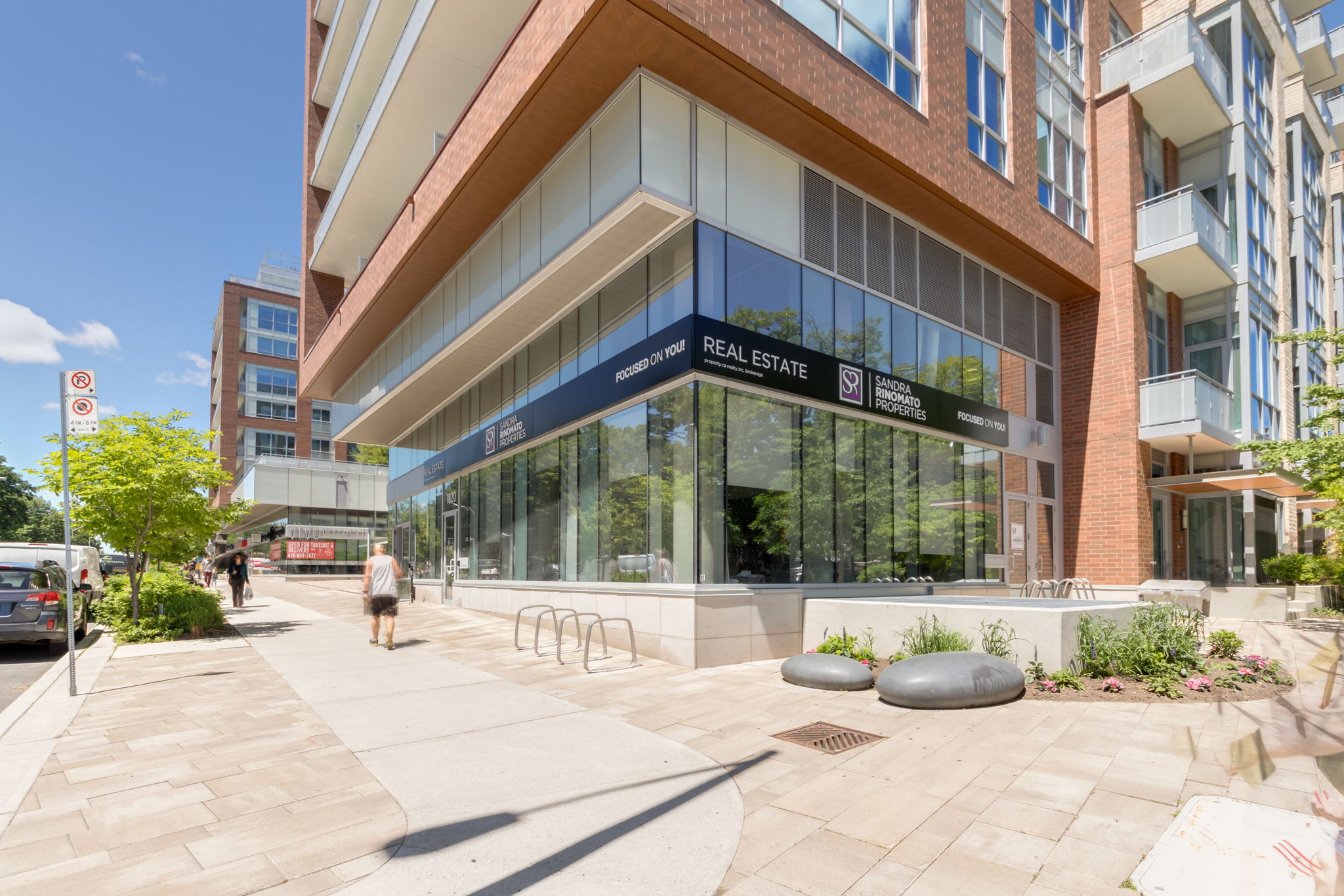 Toronto property showcase — delivered property photograph 37