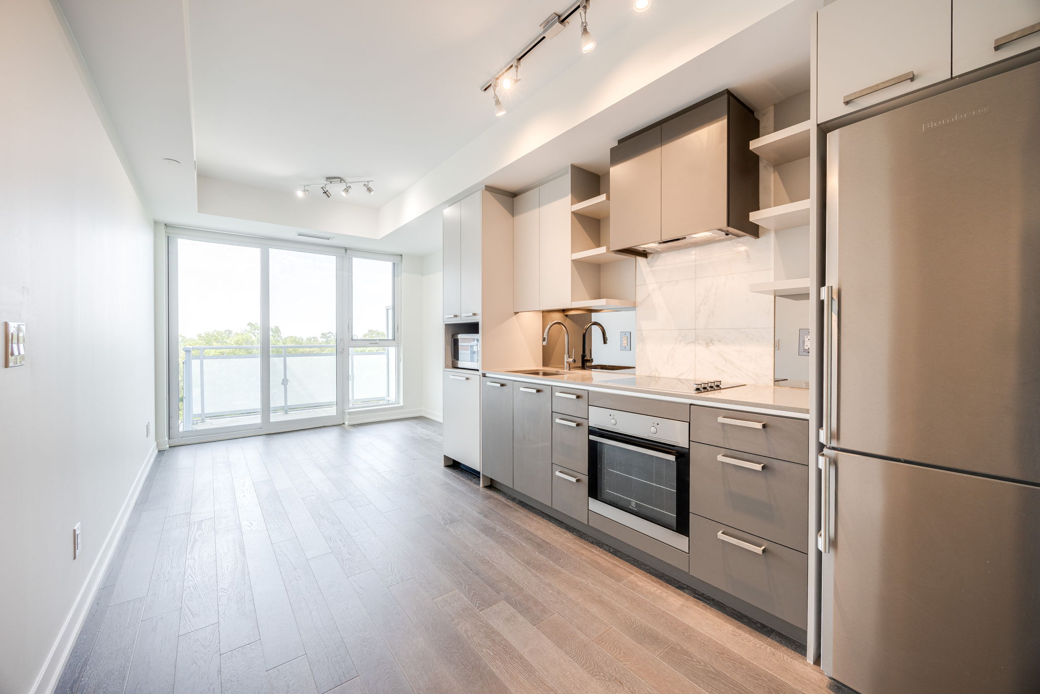 Toronto property showcase — delivered property photograph 8