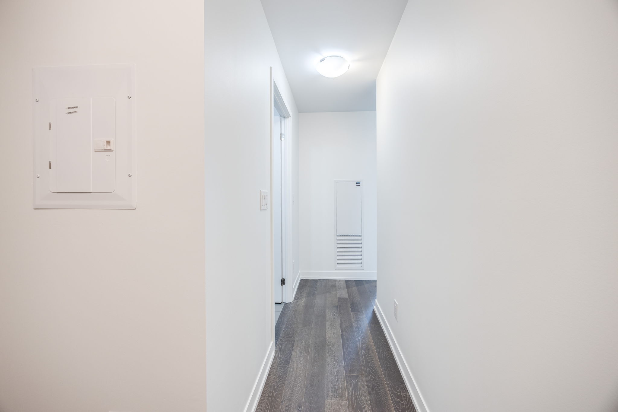 Toronto property showcase — delivered property photograph 18