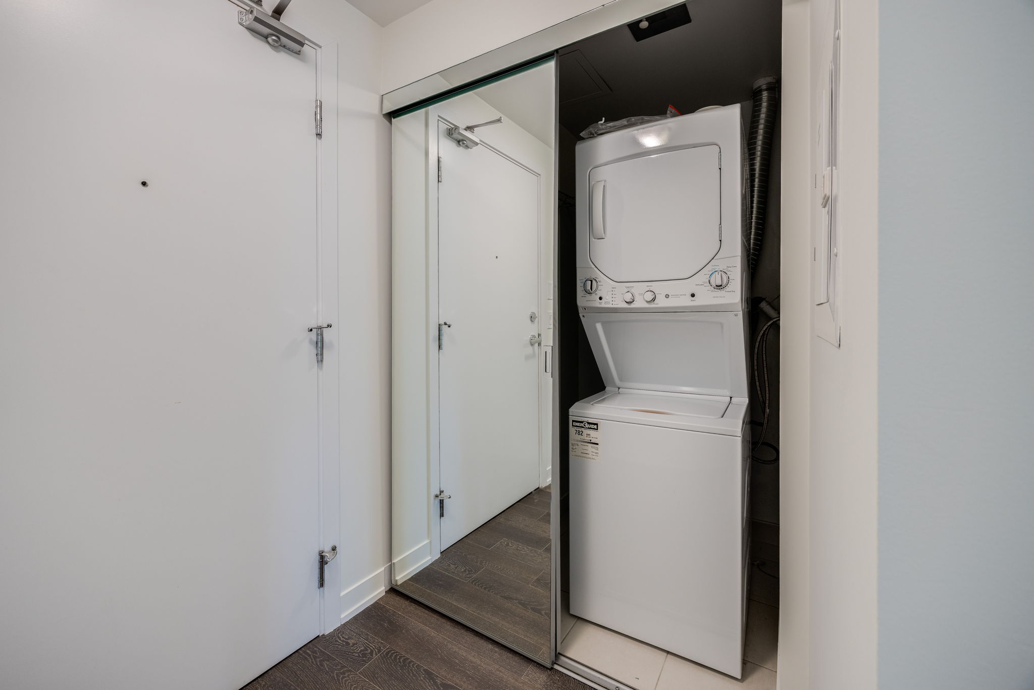 Toronto property showcase — delivered property photograph 19