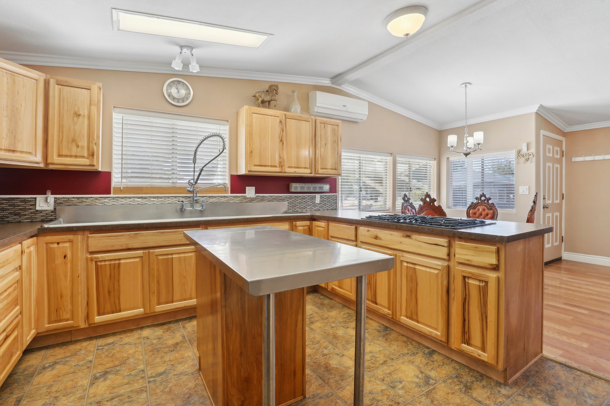 Heritage Dr-1204-025.jpg