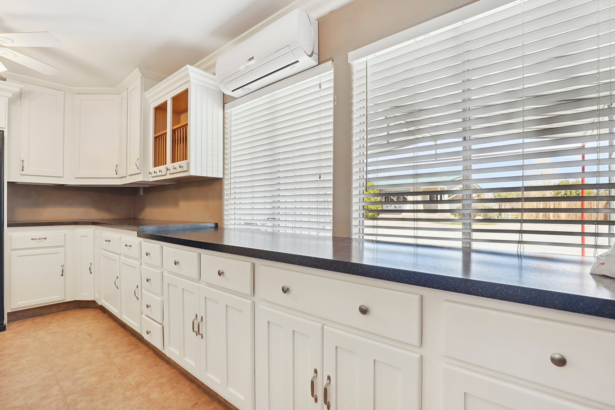 Heritage Dr-1204-029.jpg