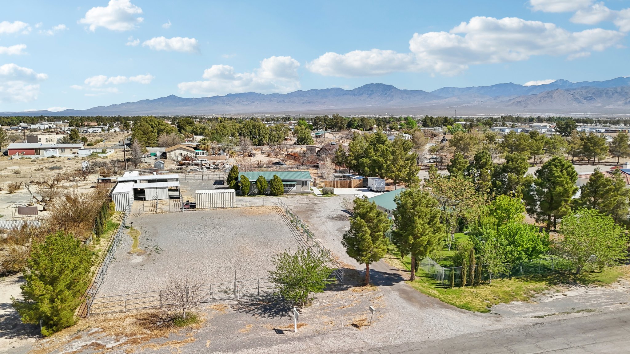 Heritage Dr-1204-091.jpg