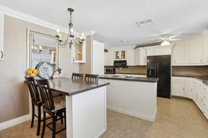 Heritage Dr-1204-027.jpg