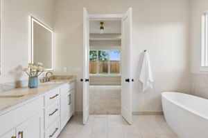 Spa Oasis bath