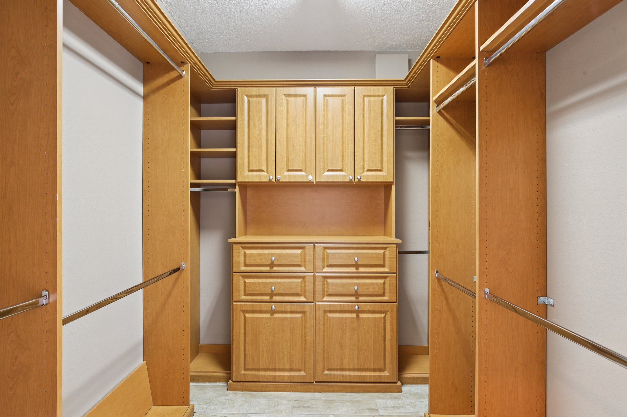 Bankston Pl-S2708-029.jpg