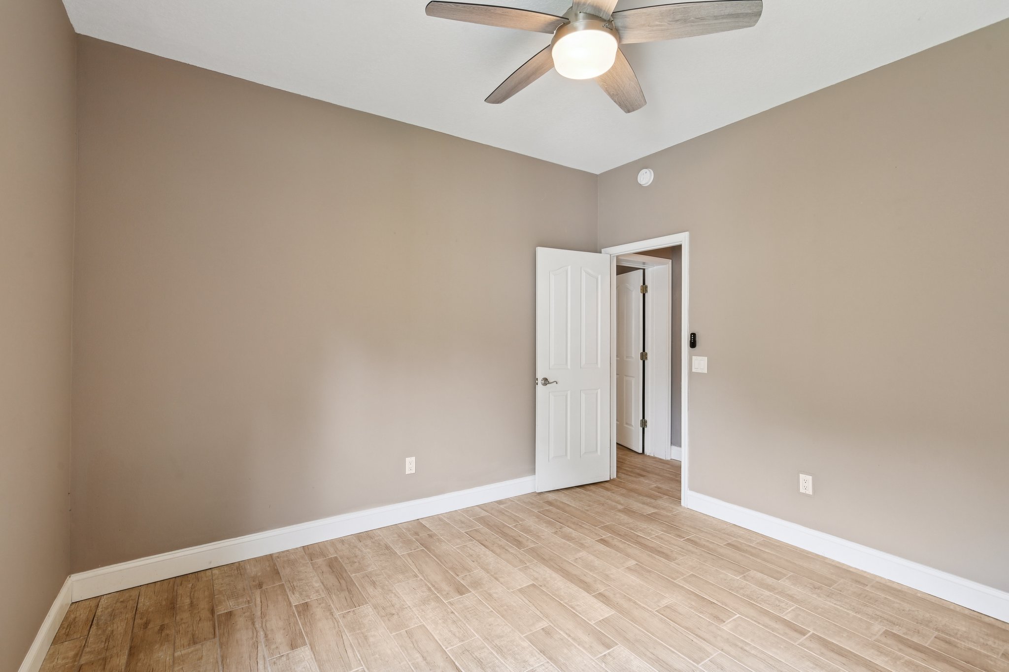 Bankston Pl-S2708-043.jpg