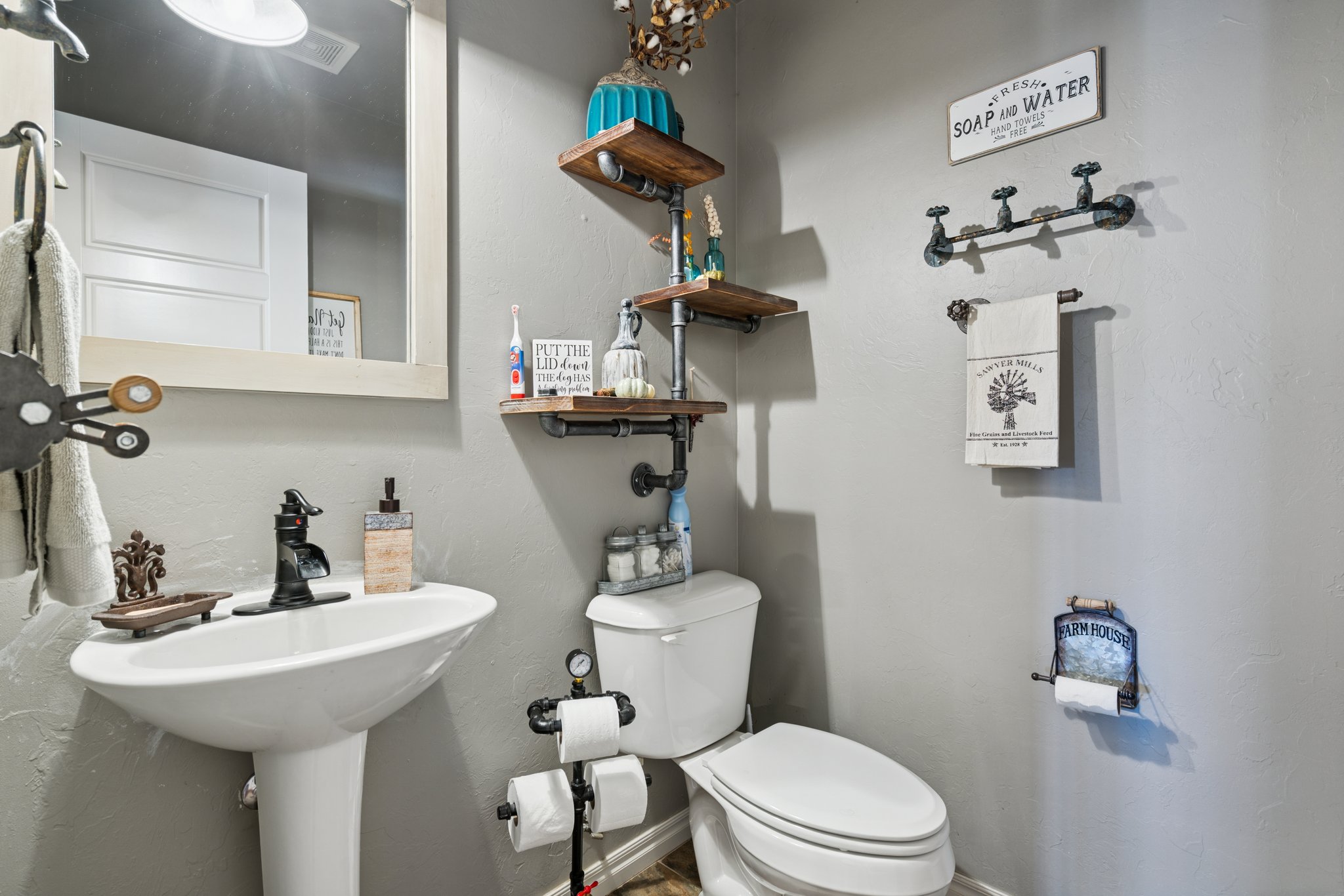 18302 Stagecoach Trail_021.jpg