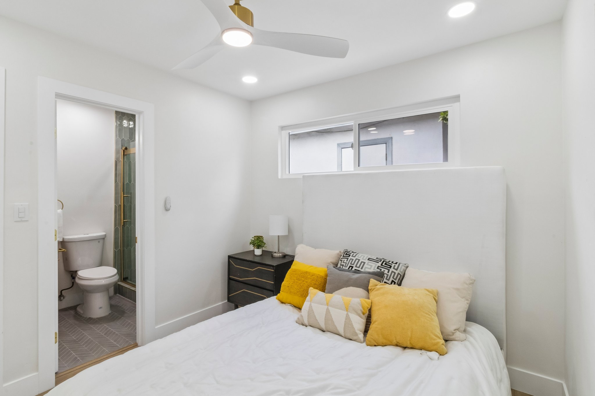 1831-33 Felton St-S0207-037.jpg