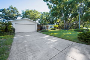 Front Exterior3