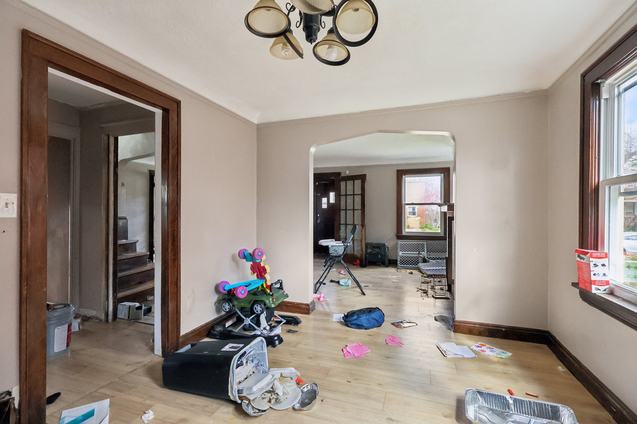 La Salle Ave-S0804-006.jpg