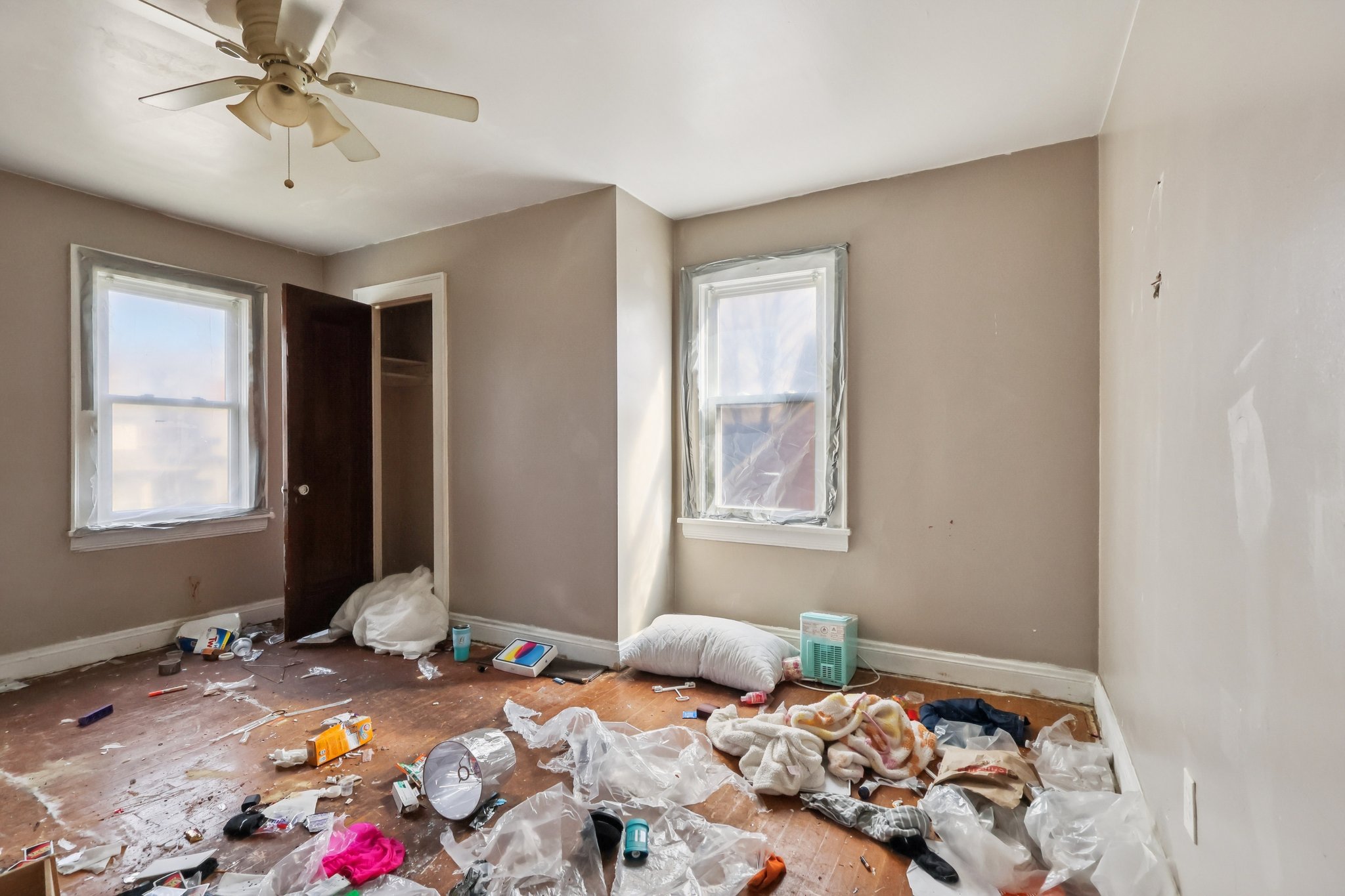 La Salle Ave-S0804-020.jpg