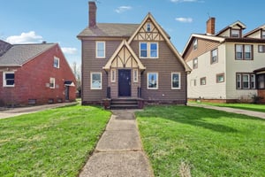 La Salle Ave-S0804-001.jpg