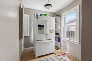 La Salle Ave-S0804-014.jpg