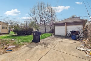 La Salle Ave-S0804-023.jpg