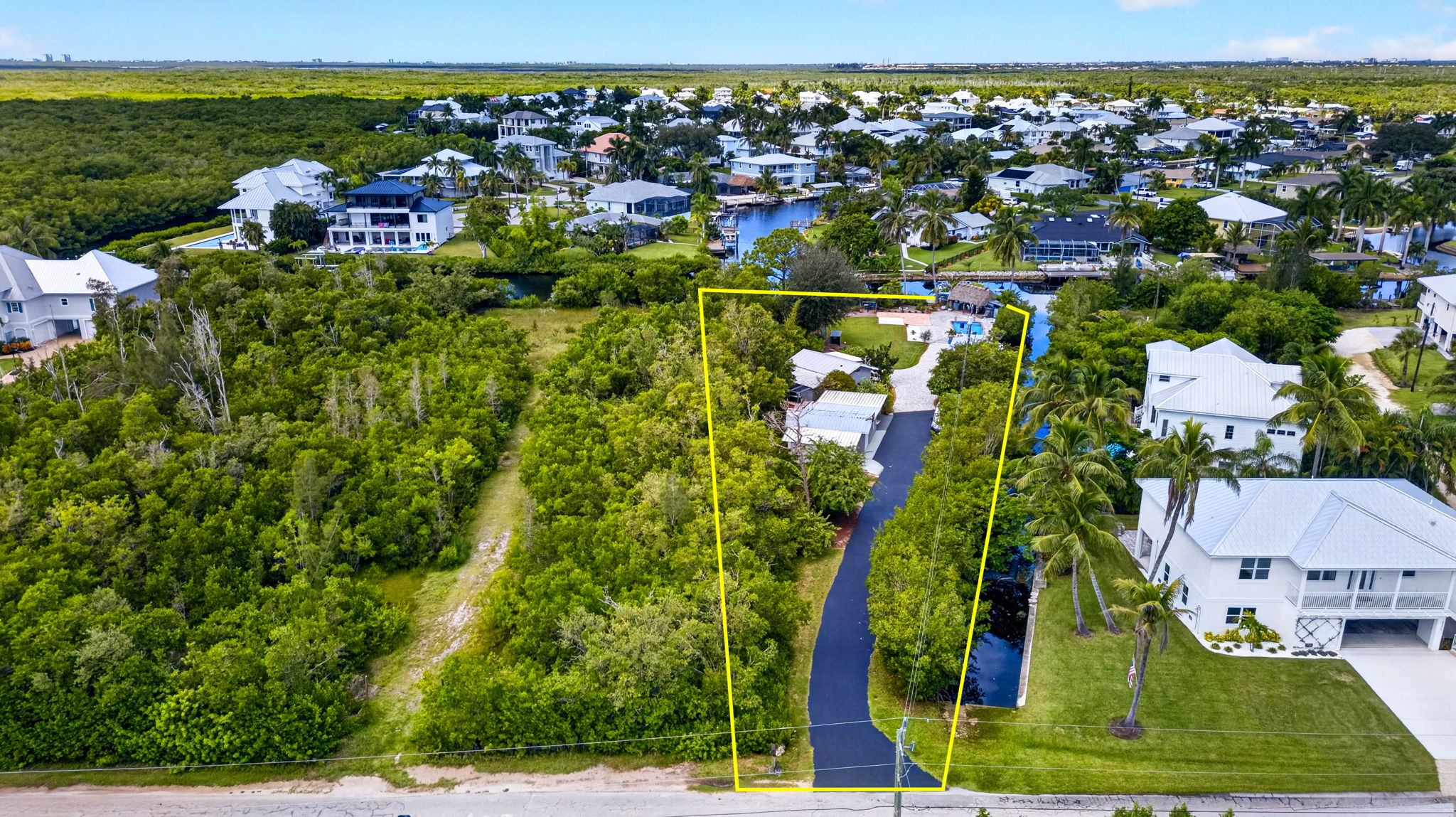 Aerial Front Exterior - lot line
