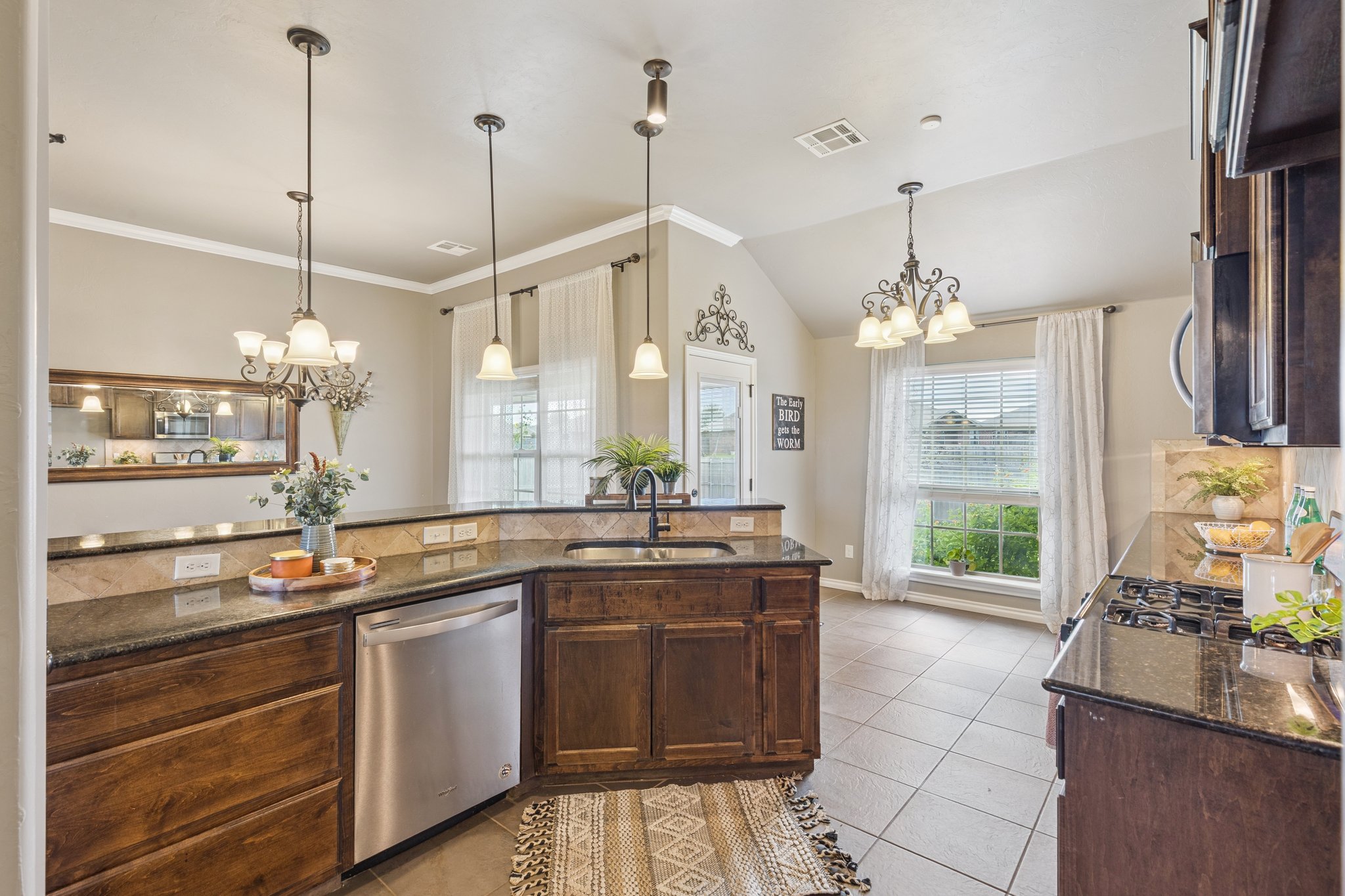 18313 Summer Grove Ave_012.jpg