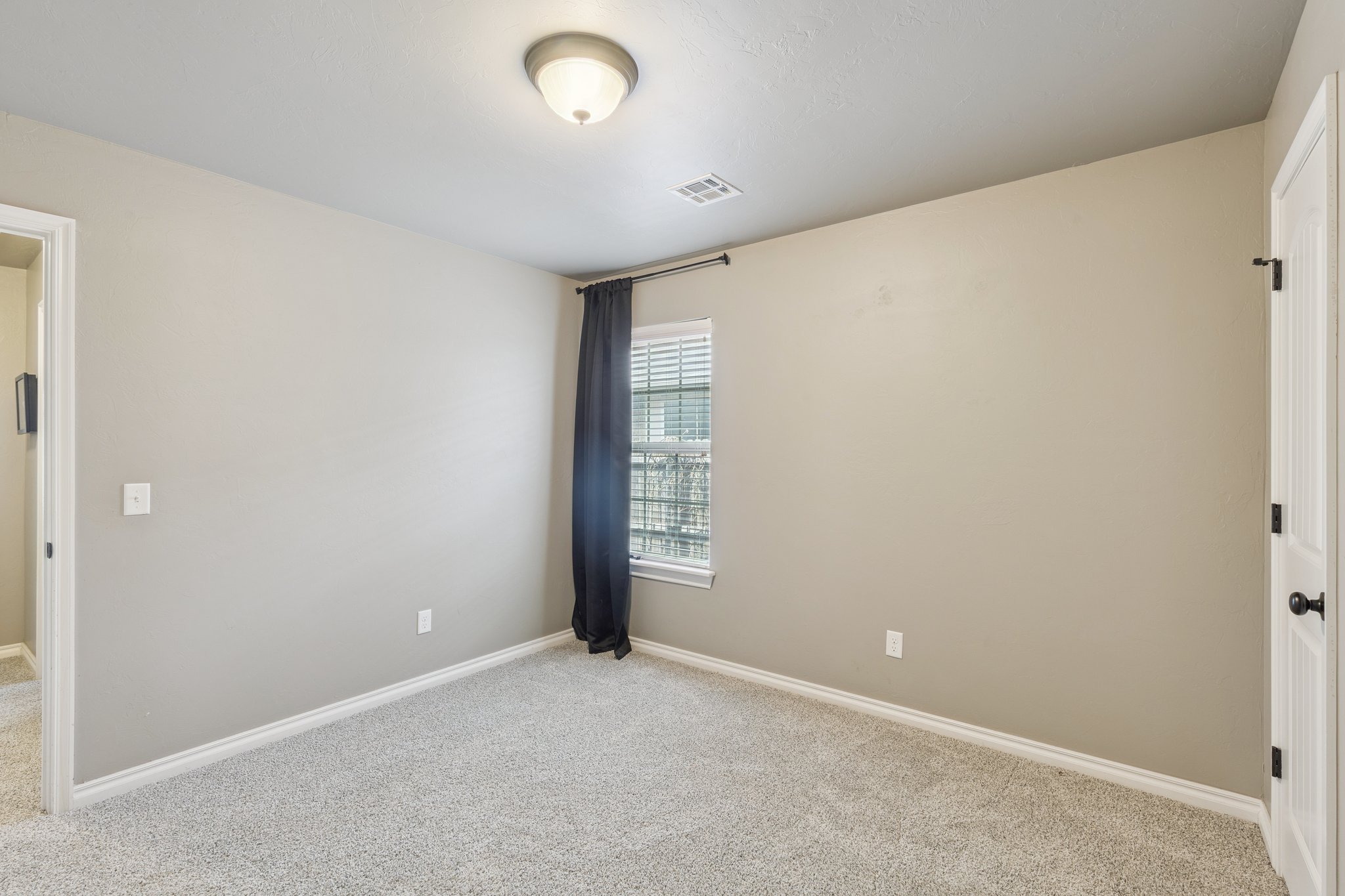 18313 Summer Grove Ave_025.jpg