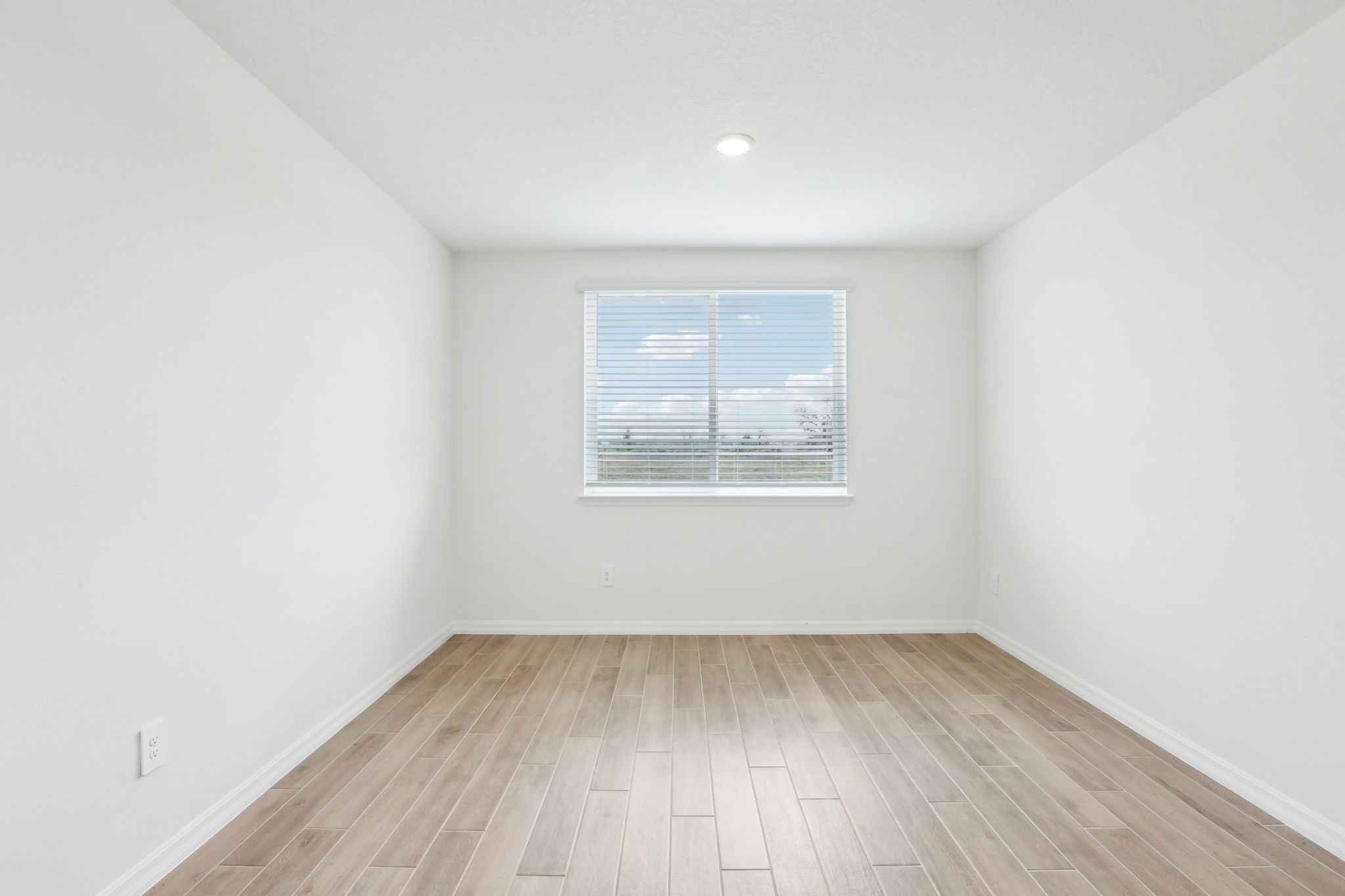 Tampa Division - Two Rivers - Lot 3017 - 1832 Draughton Drive, Zephyrhills, FL 33541 - 043