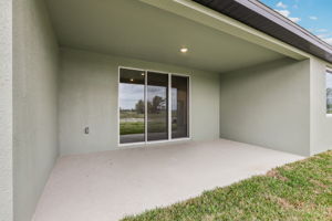 Tampa Division - Two Rivers - Lot 3017 - 1832 Draughton Drive, Zephyrhills, FL 33541 - 054