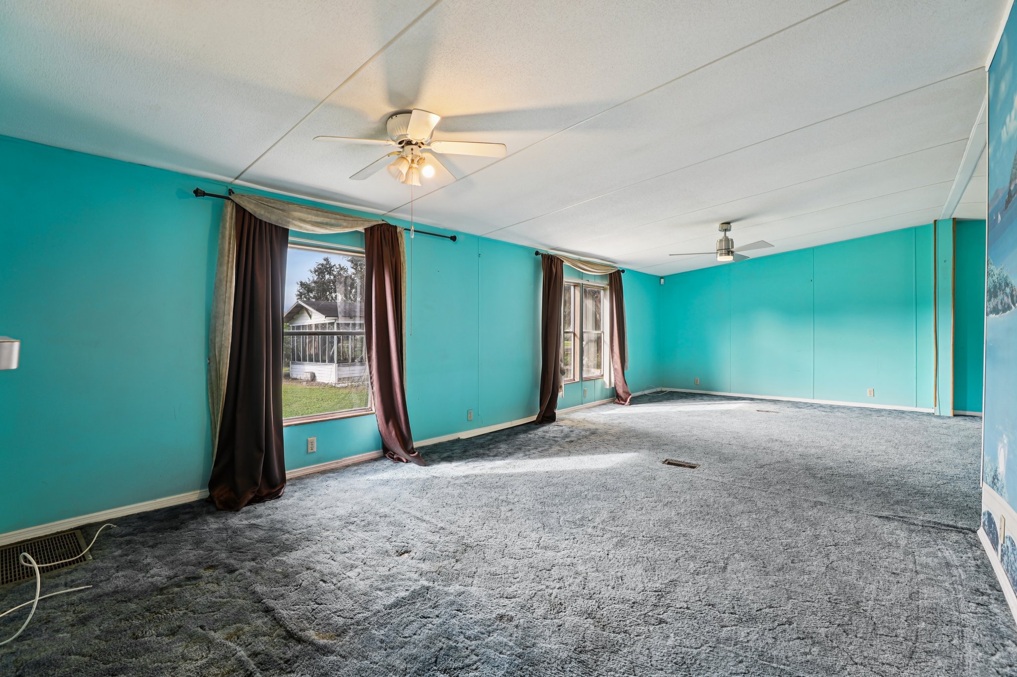 Jones Dr-S1110-018.jpg