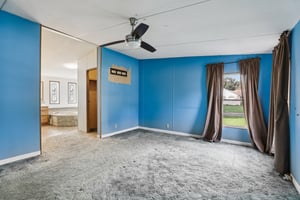 Jones Dr-S1110-009.jpg