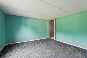 Jones Dr-S1110-021.jpg