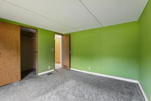 Jones Dr-S1110-033.jpg