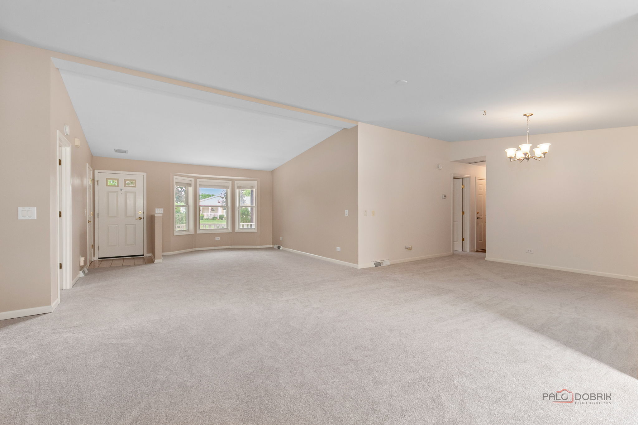 Foyer/Dining/Living Room