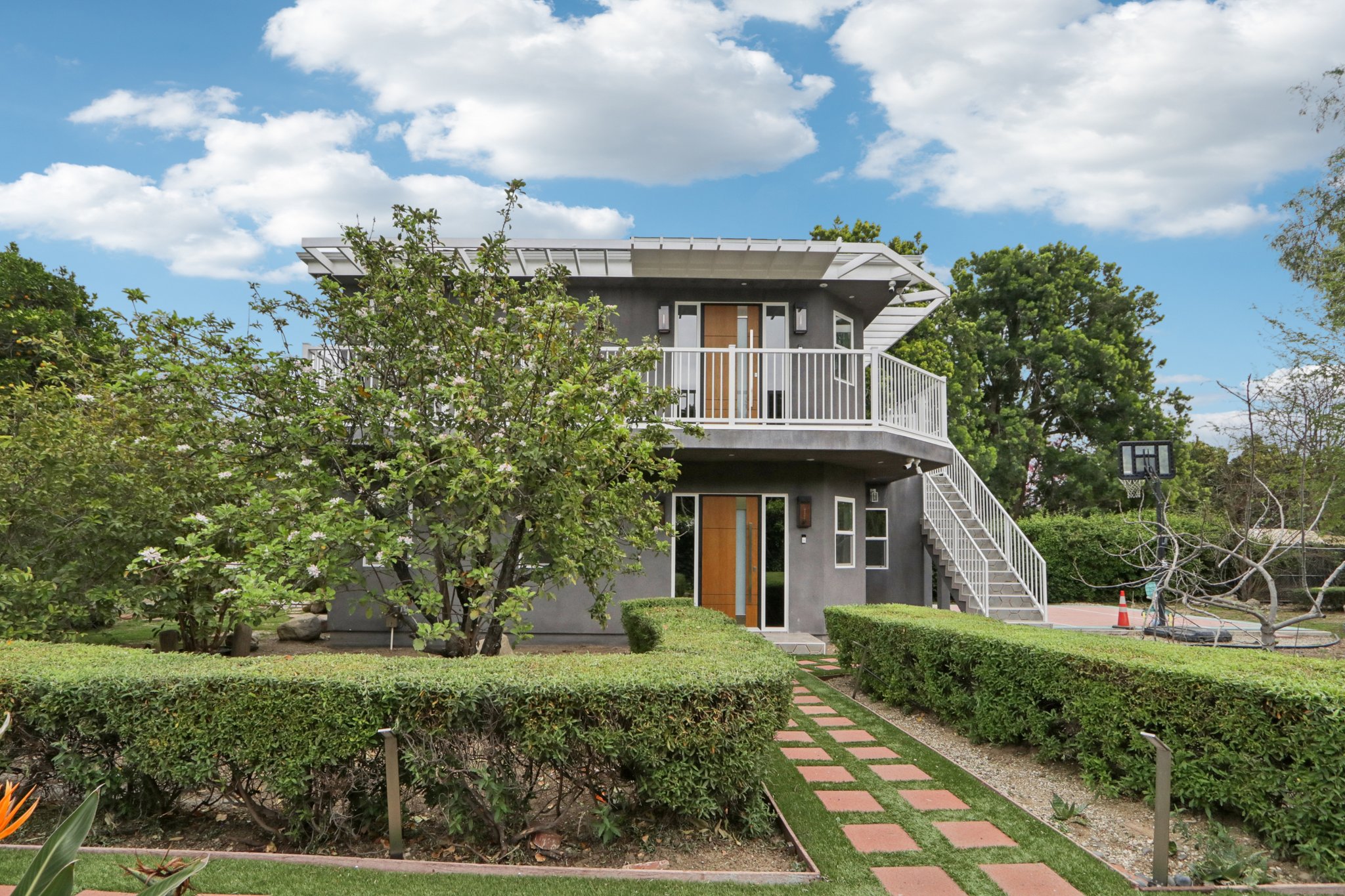 Ingomar St-S1102-006.jpg