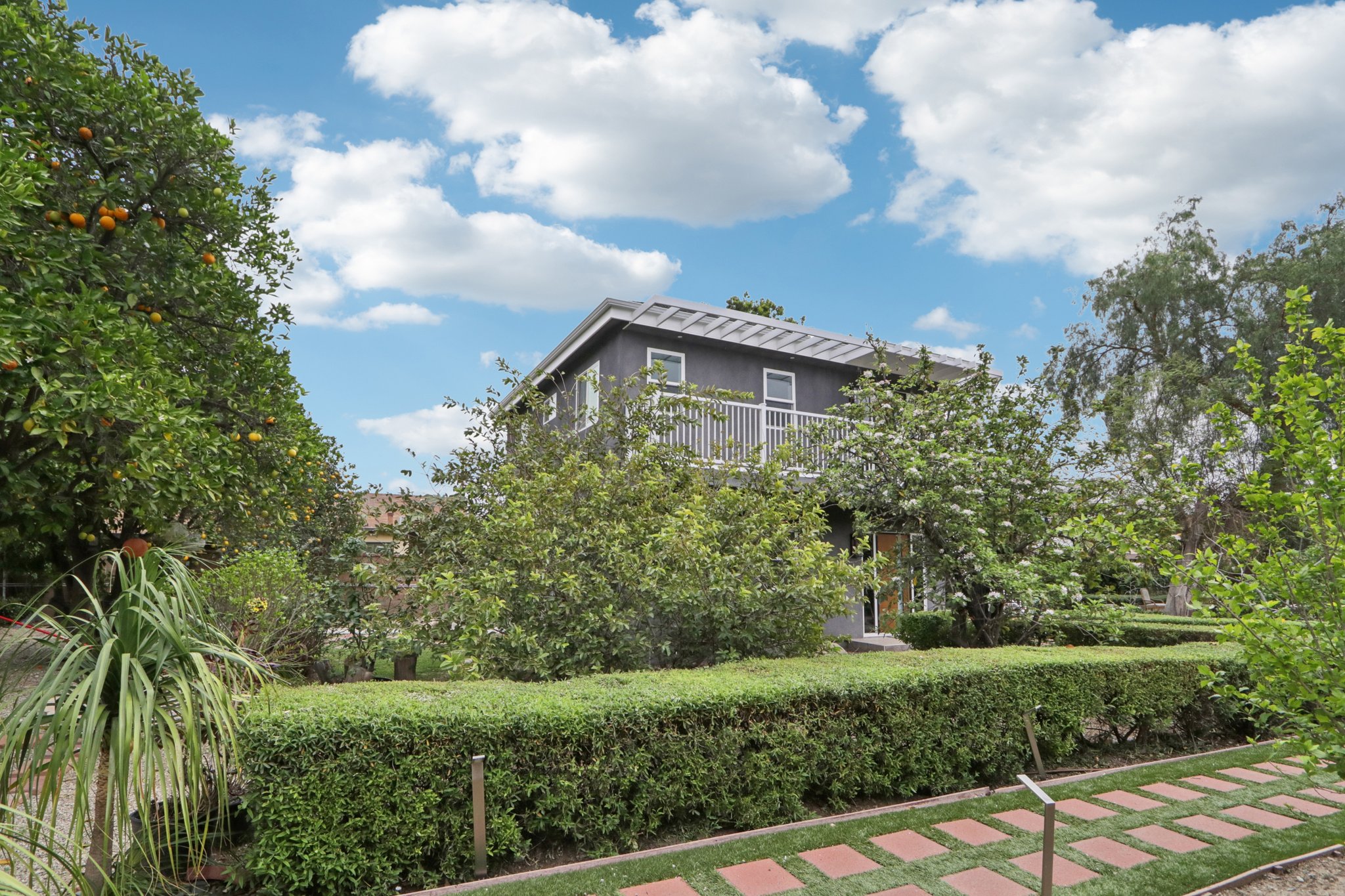 Ingomar St-S1102-007.jpg