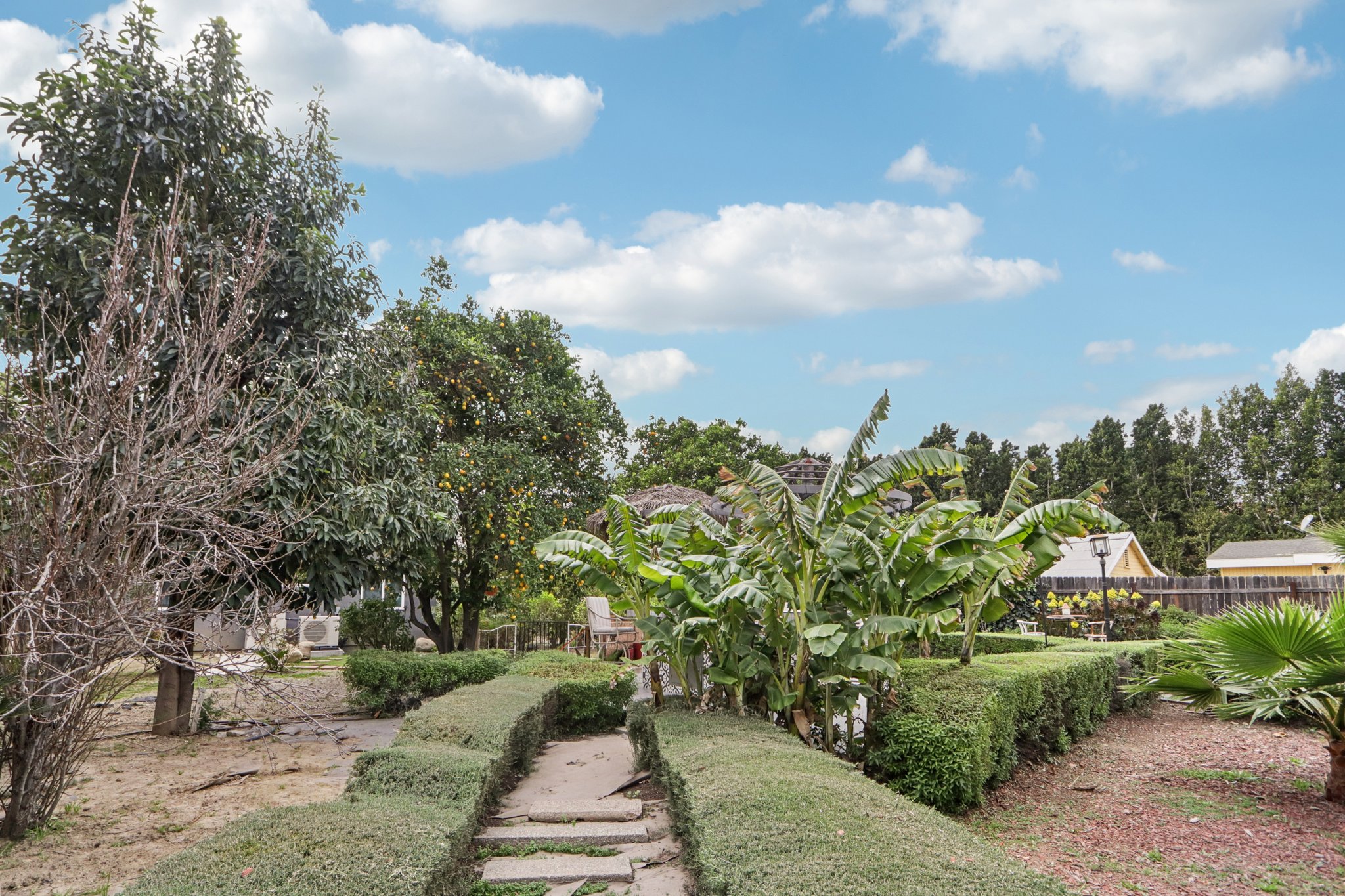 Ingomar St-S1102-023.jpg