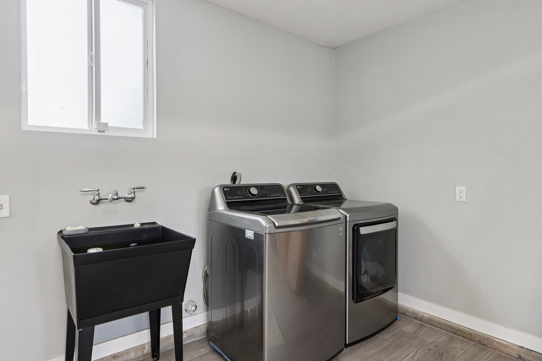 Ingomar St-S1202-049.jpg