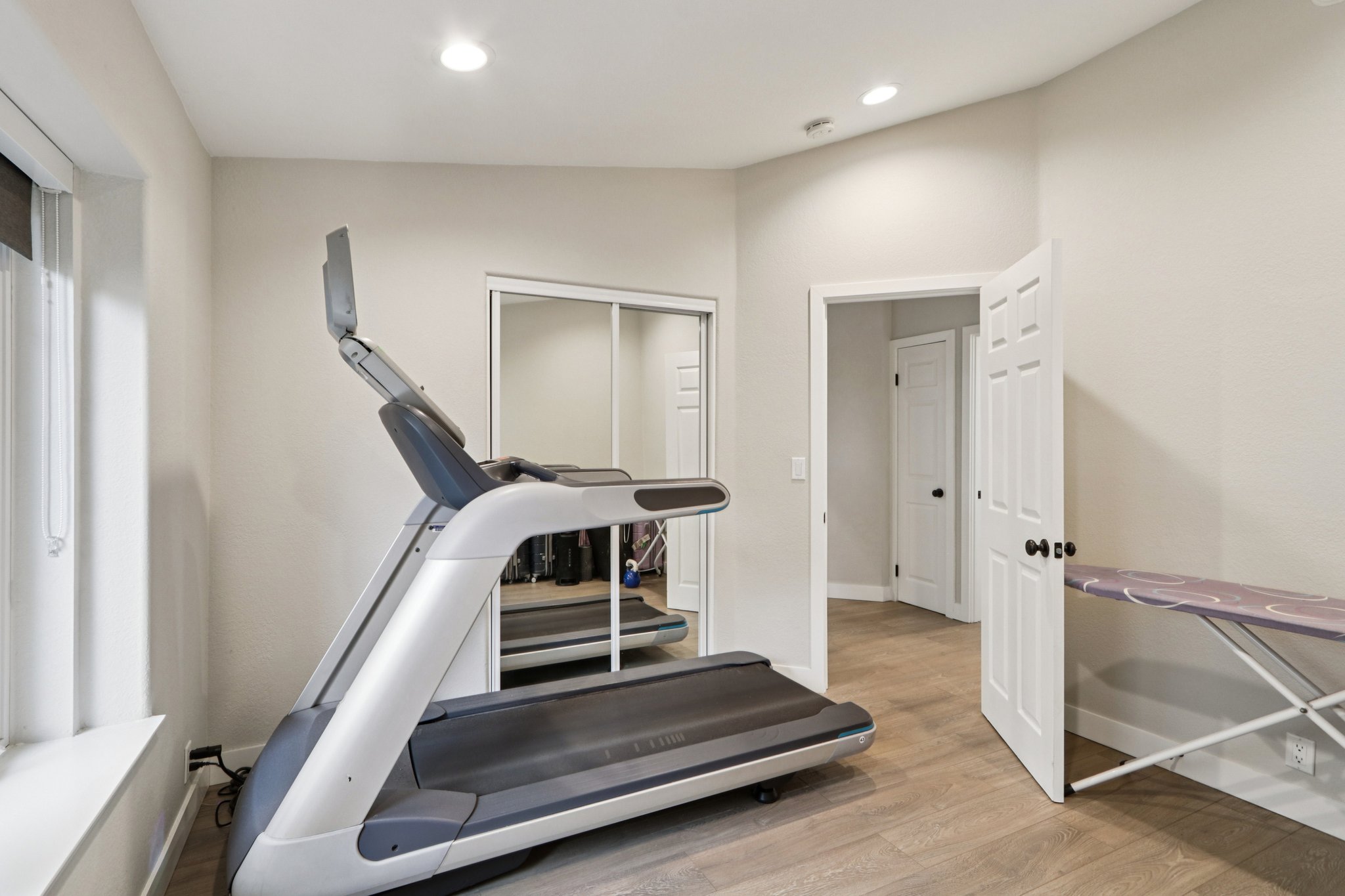 Ingomar St-S1202-053.jpg