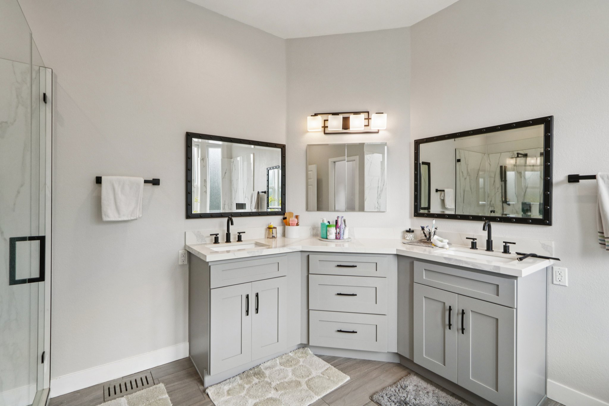 Ingomar St-S1202-062.jpg