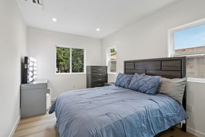 Ingomar St-S1202-033.jpg