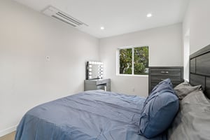 Ingomar St-S1202-034.jpg