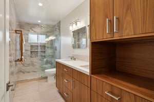 Ingomar St-S1202-037.jpg