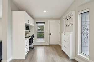 Ingomar St-S1202-050.jpg