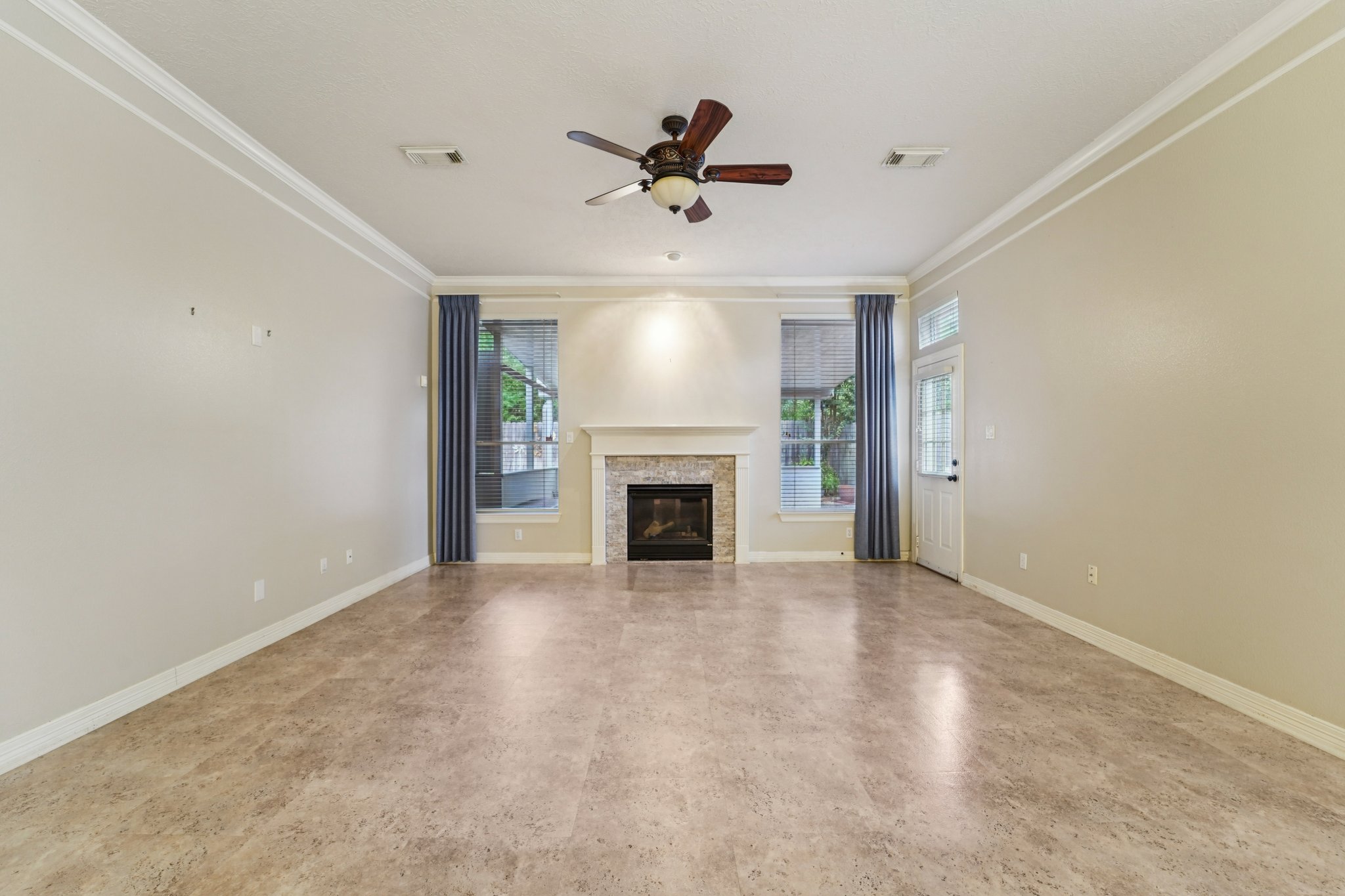 Rittenhouse Park Ct-S2910-004.jpg