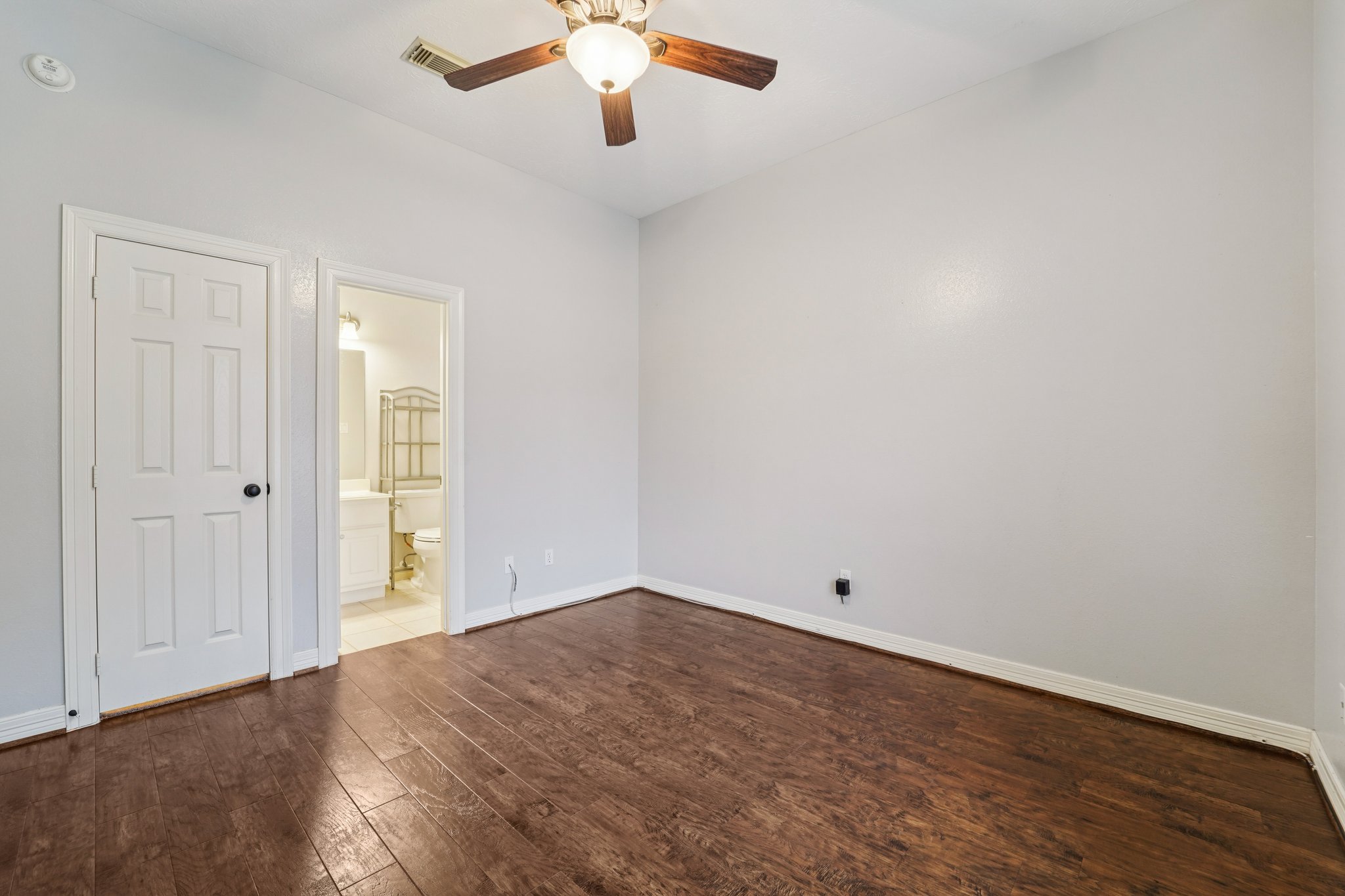 Rittenhouse Park Ct-S2910-016.jpg