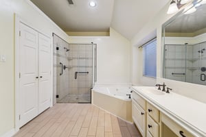 Rittenhouse Park Ct-S2910-027.jpg