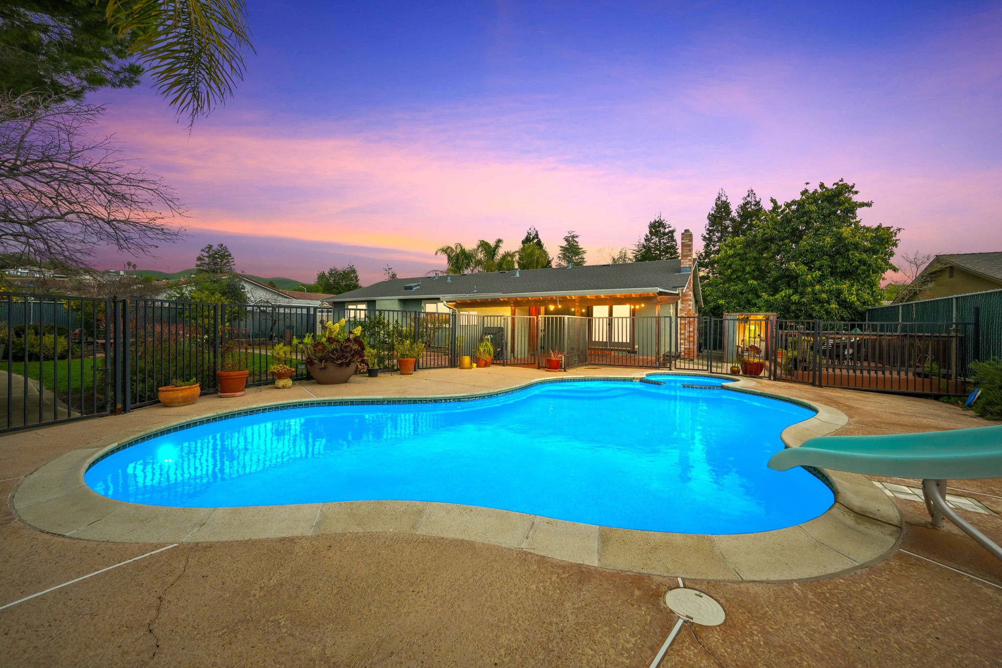 This image has been digitally altered. See original photo.