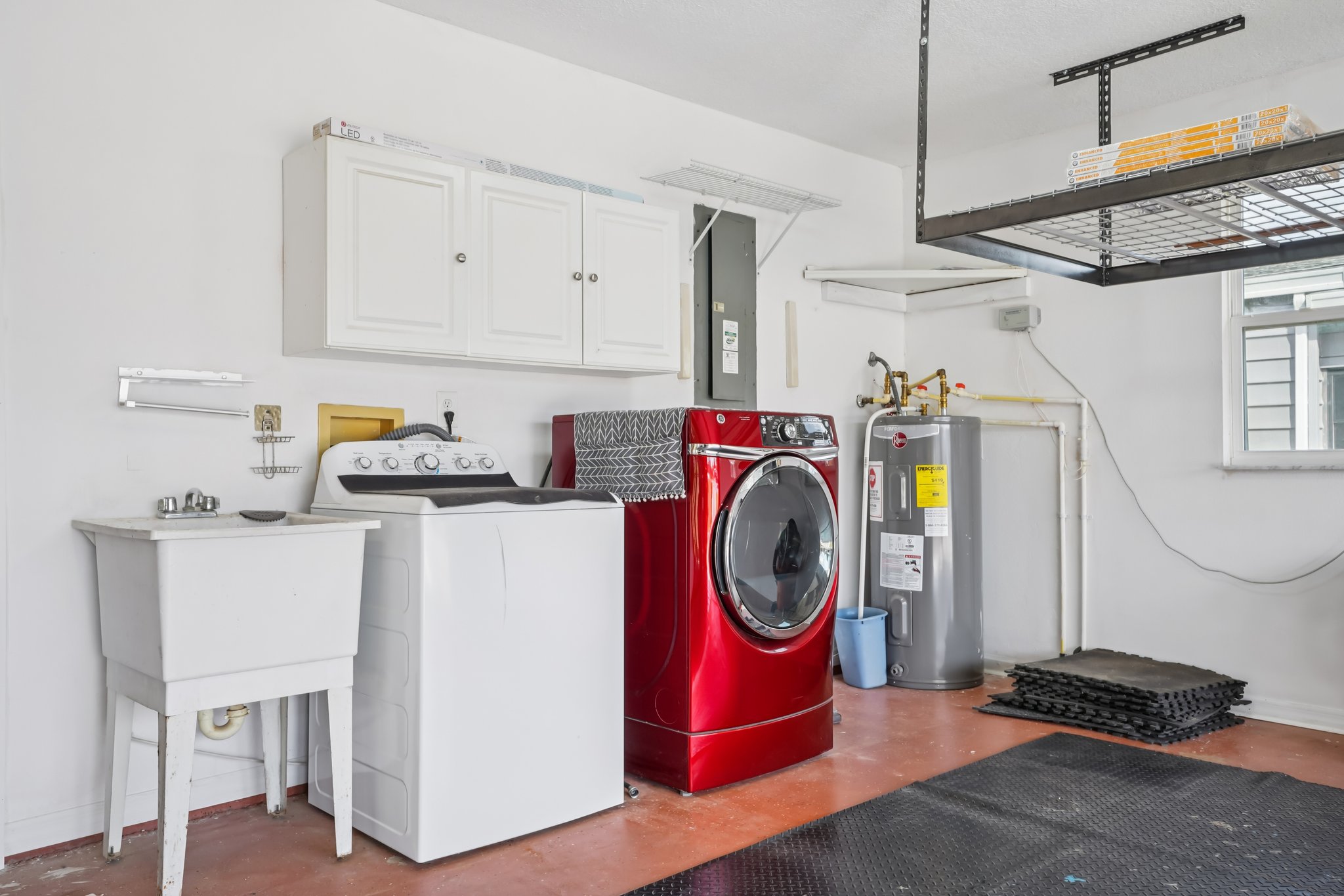 W Schwartz Blvd-S2102-041.jpg