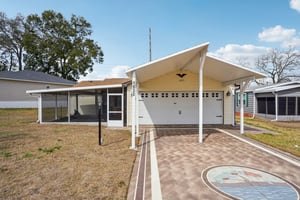 W Schwartz Blvd-S2102-001.jpg