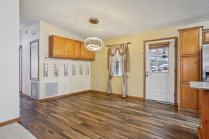 W Schwartz Blvd-S2102-015.jpg