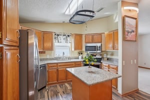 W Schwartz Blvd-S2102-018.jpg