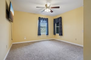 W Schwartz Blvd-S2102-026.jpg