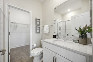  Photo 49
