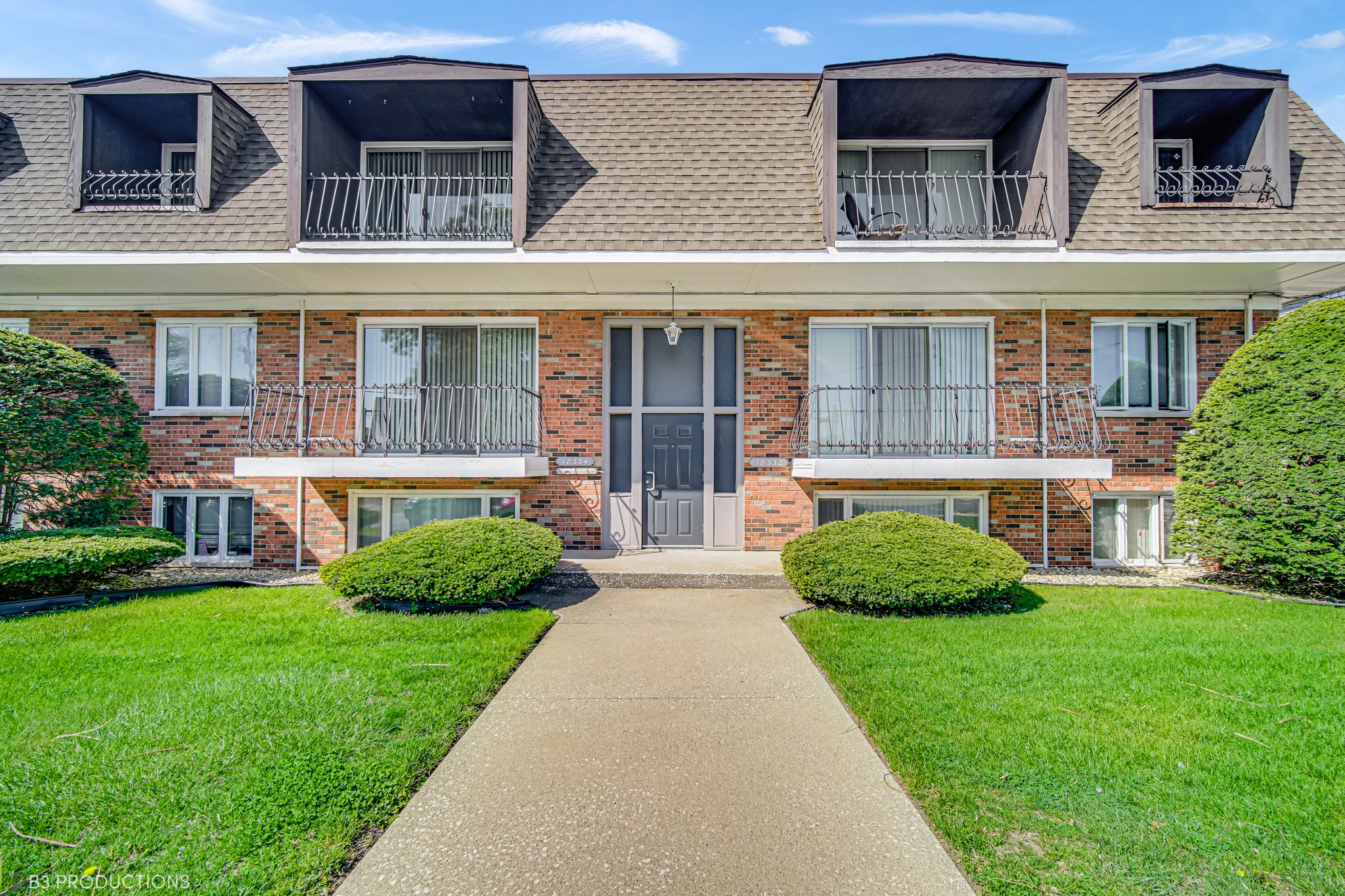 18334 Myrtle Ct, Lansing, IL 60438 B3 Productions LLC